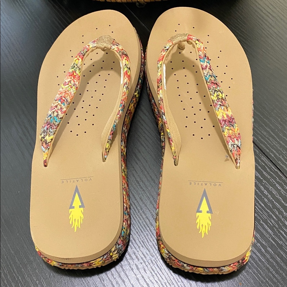 Volatile Women's Multicolor Sandals